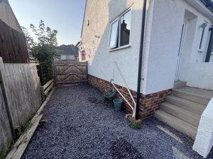 Photo 19- click for photo gallery